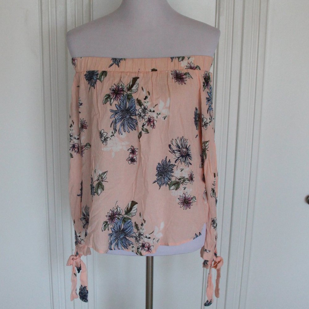 Floral split sleeve top
